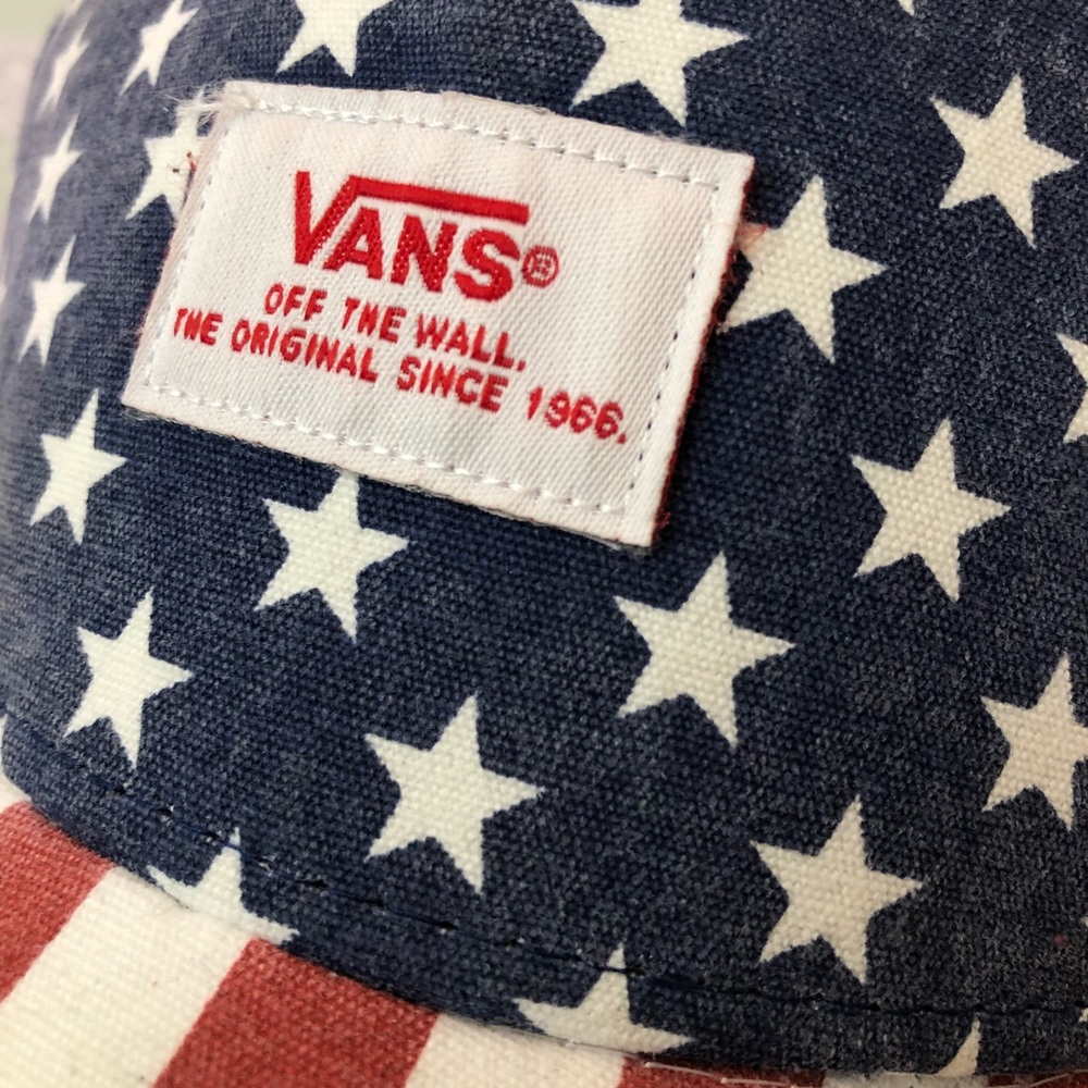 Vans American flag hat, vintage wash.